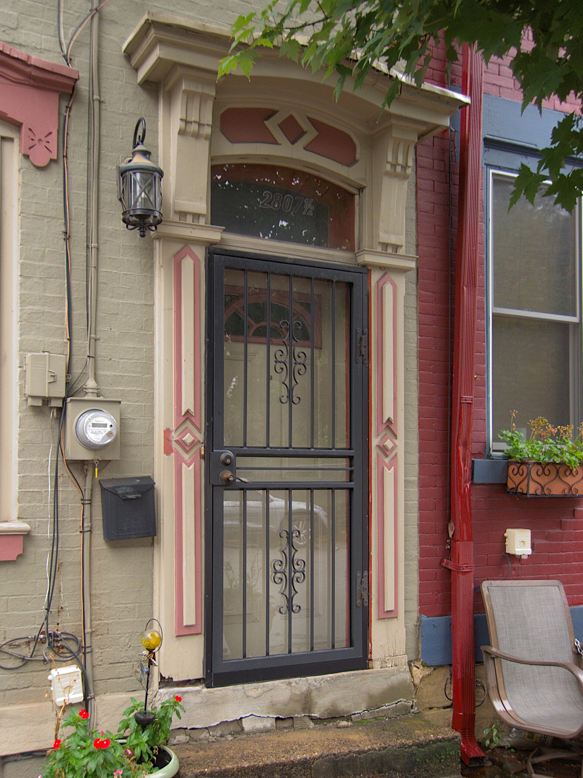 Front Door, South Side, illustrating Back Door in Line With the Front Door: Feng Shui View