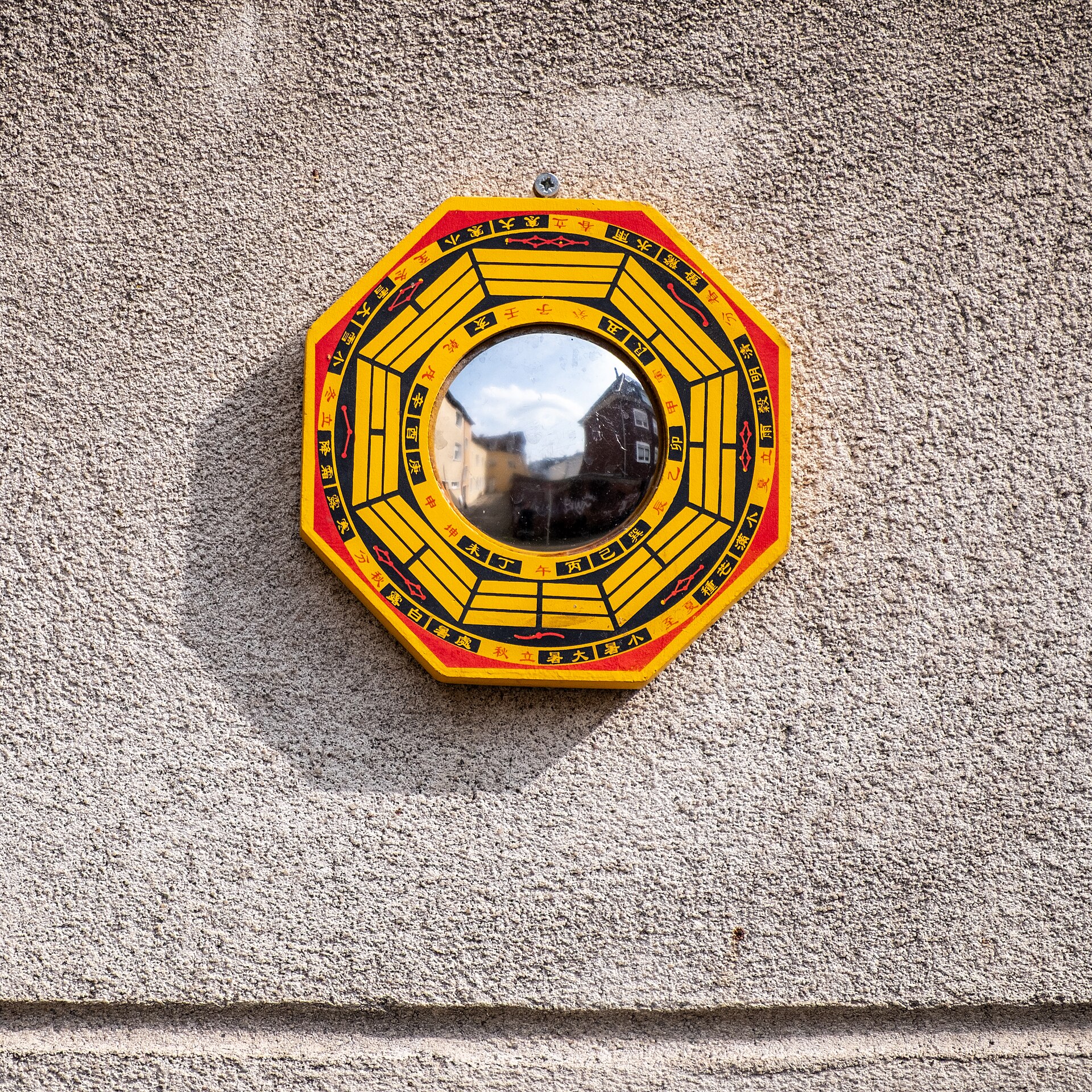 Münster, Hollenbeckerstraße , Feng Shui Bagua Spiegel, illustrating What Is Feng Shui, and Where Does It Come From